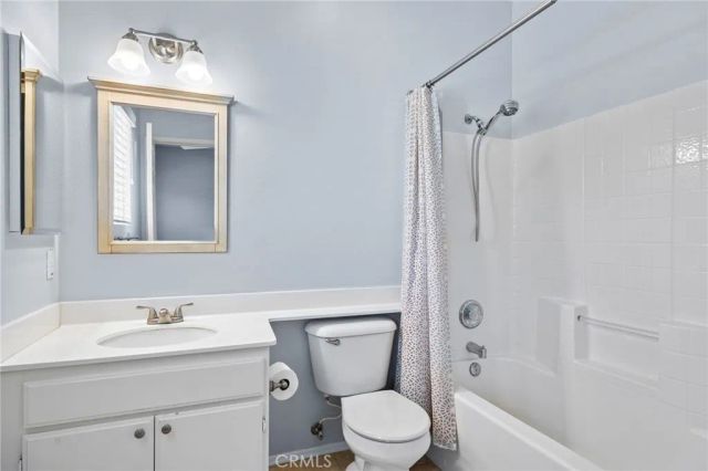 105 Via Vicini, Rancho Santa Margarita, CA 92688