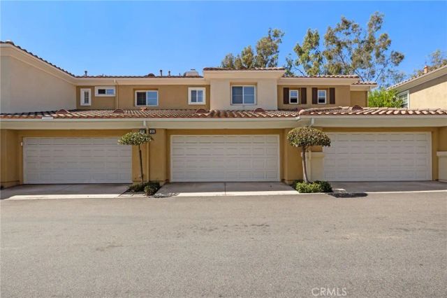 105 Via Vicini, Rancho Santa Margarita, CA 92688