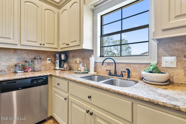 271 Rockbridge Drive, Madison, MS 39110