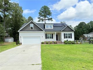 201 Crystal Drive, Broadway, NC 27505
