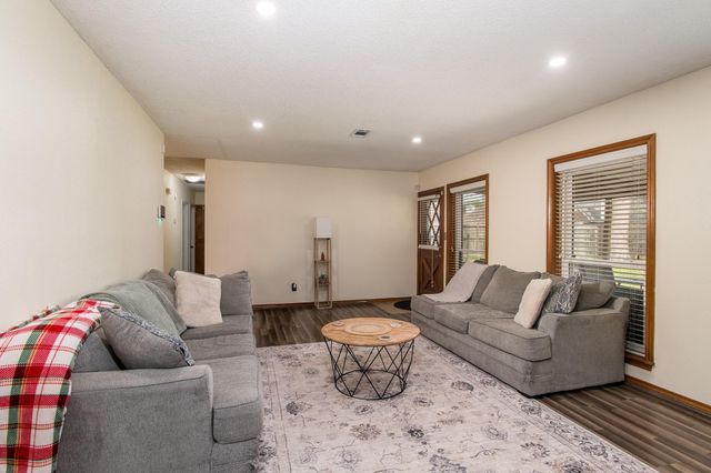 31322 Alice Lane, Tomball, TX 77375