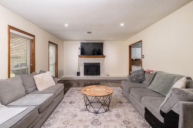 31322 Alice Lane, Tomball, TX 77375