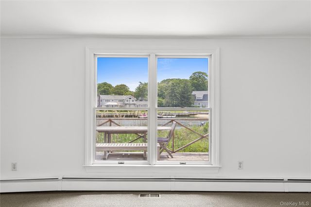 12 Whites Lane, Aquebogue, NY 11931