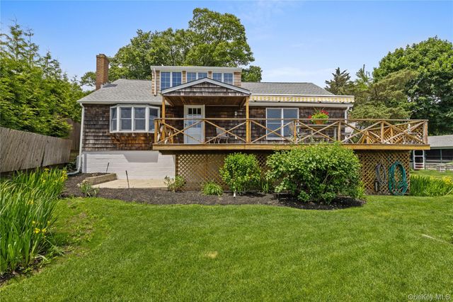 12 Whites Lane, Aquebogue, NY 11931