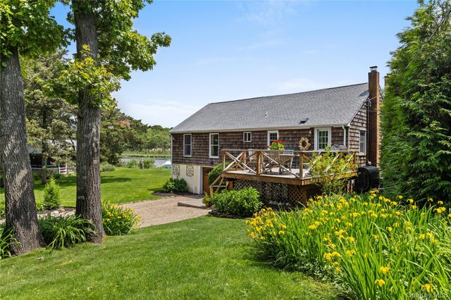 12 Whites Lane, Aquebogue, NY 11931
