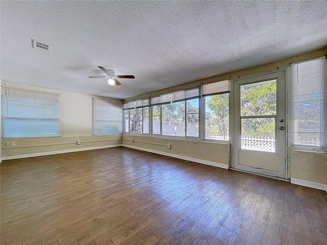 7201 MAPLEHURST DRIVE, Port Richey, FL 34668