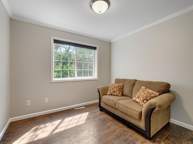 7811 Oak Court, Lino Lakes, MN 55014