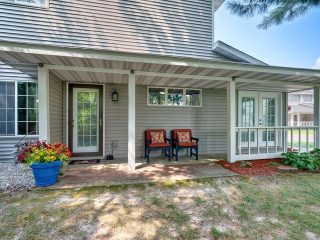 7811 Oak Court, Lino Lakes, MN 55014