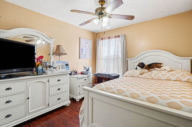1710 Duster Circle, Arlington, TX 76018