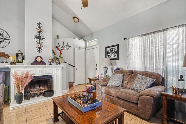 1710 Duster Circle, Arlington, TX 76018