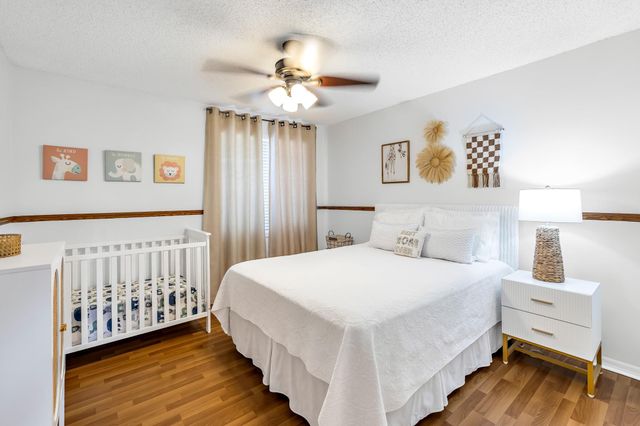 1336 SW 181st Ave, Pembroke Pines, FL 33029