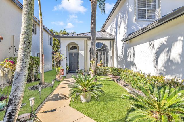 1336 SW 181st Ave, Pembroke Pines, FL 33029