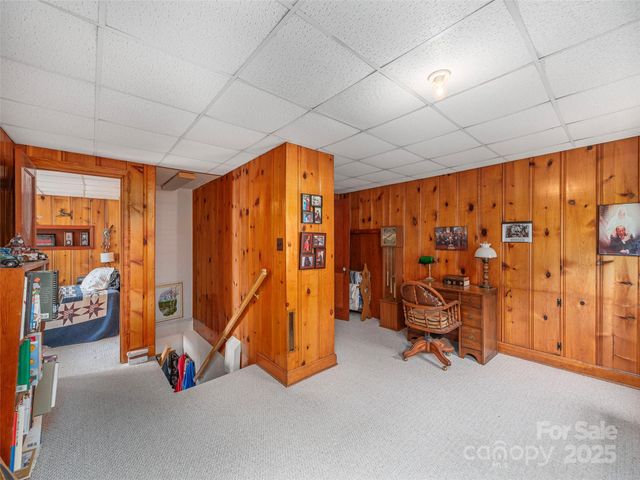 956 Iron Duff Road, Waynesville, NC 28785