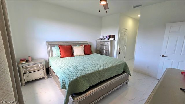 3705 Kelsey ST, Fort Myers, FL 33905