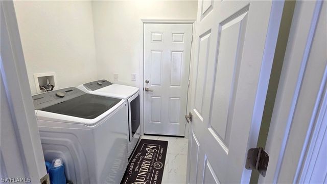 3705 Kelsey ST, Fort Myers, FL 33905