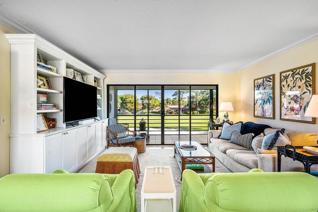 4595 Kittiwake Court Kittiwake, Boynton Beach, FL 33436