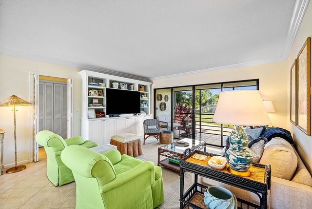 4595 Kittiwake Court Kittiwake, Boynton Beach, FL 33436