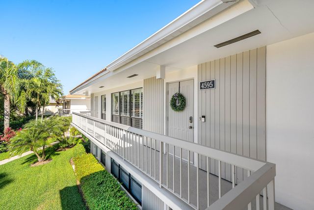 4595 Kittiwake Court Kittiwake, Boynton Beach, FL 33436