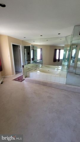 1667 HUNTERS COURT, Yardley, PA 19067