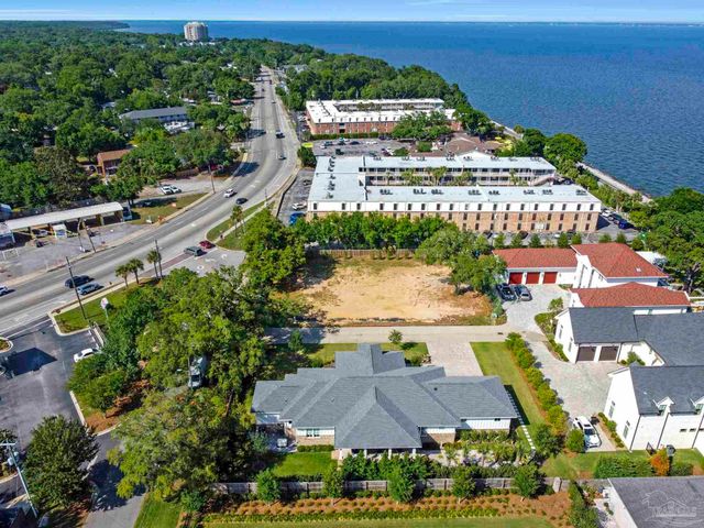 581 Chipley Ave, Pensacola, FL 32503