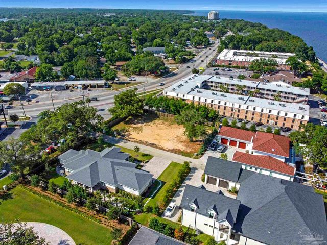 581 Chipley Ave, Pensacola, FL 32503