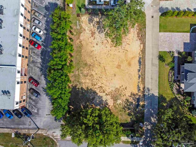 581 Chipley Ave, Pensacola, FL 32503