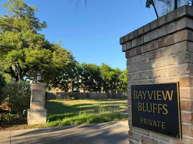 581 Chipley Ave, Pensacola, FL 32503