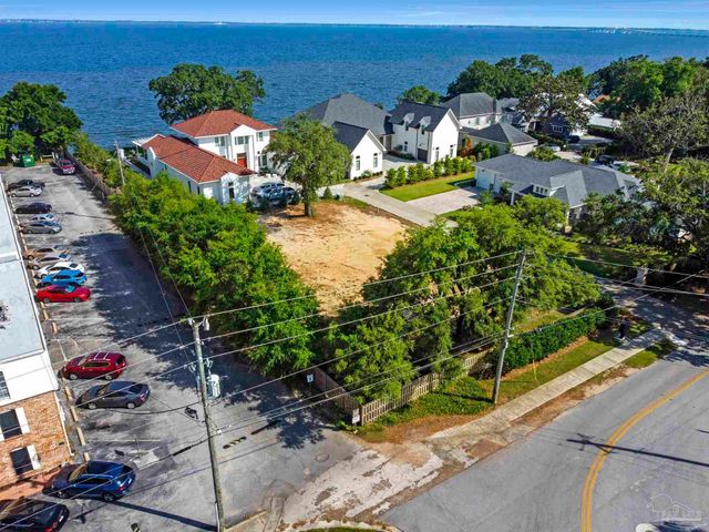 581 Chipley Ave, Pensacola, FL 32503
