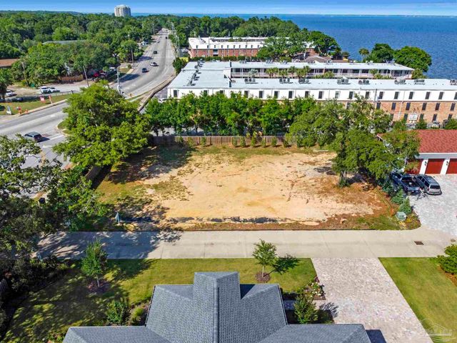 581 Chipley Ave, Pensacola, FL 32503