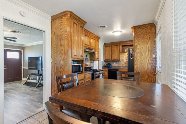 1616 Grantland Circle, Fort Worth, TX 76112