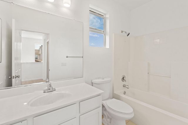 330 Belfont Cir, Sacramento, CA 95835