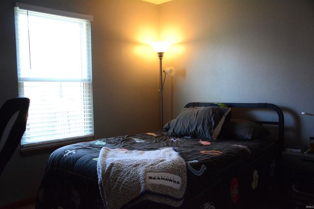 5643 N BLUEGRASS Circle, Lafayette, IN 47905