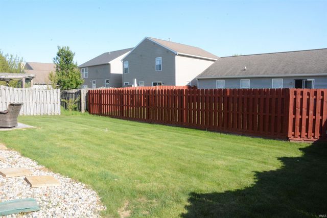 5643 N BLUEGRASS Circle, Lafayette, IN 47905