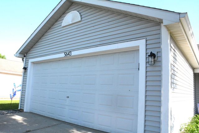 5643 N BLUEGRASS Circle, Lafayette, IN 47905