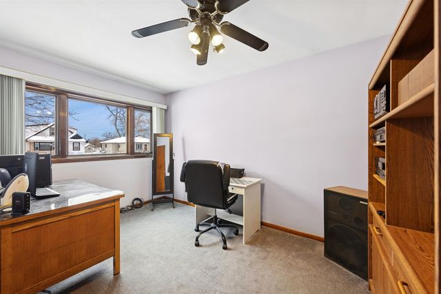 7216 S Octavia Avenue, Bridgeview, IL 60455