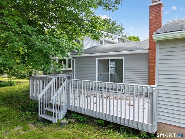 56 West Street, Bolton, CT 06043