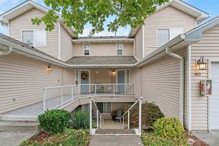 1916 S 368th Place #202, Federal Way, WA 98003