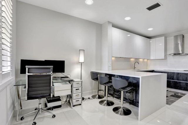 6584 Villa Sonrisa Drive 1122, Boca Raton, FL 33433