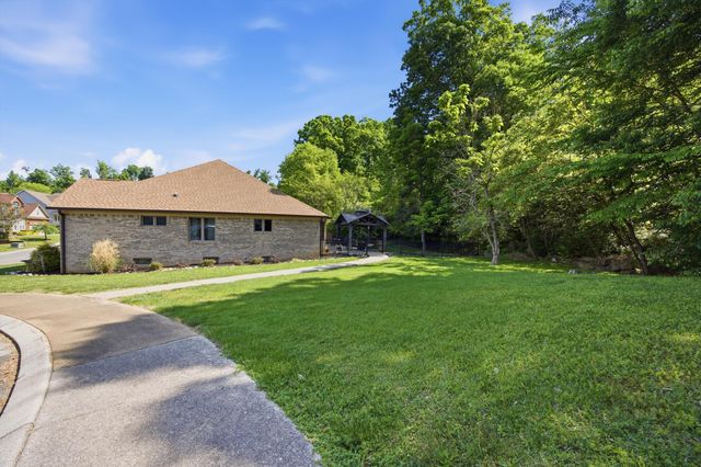 2375 Red Tail Lane, Chattanooga, TN 37421