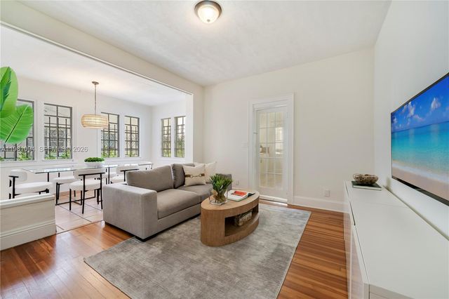 311 Navarre Ave, Coral Gables, FL 33134