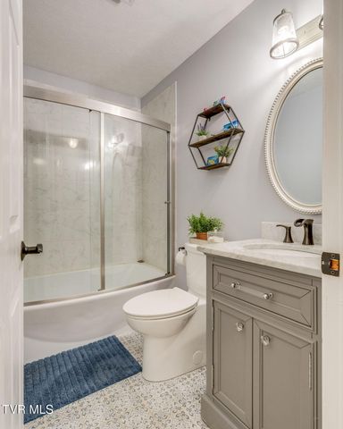214 Brooks Landing Circle, Rogersville, TN 37857