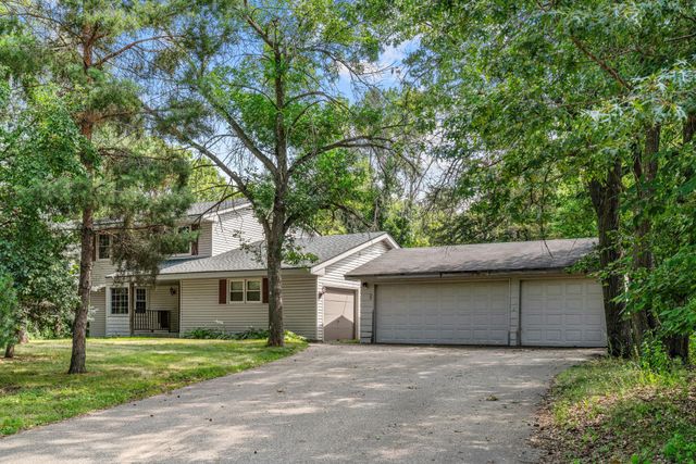 5352 Eagle Creek Boulevard, Shakopee, MN 55379