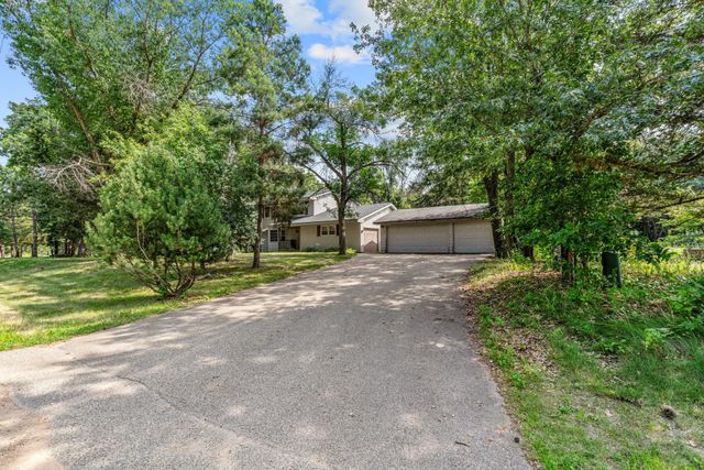 5352 Eagle Creek Boulevard, Shakopee, MN 55379