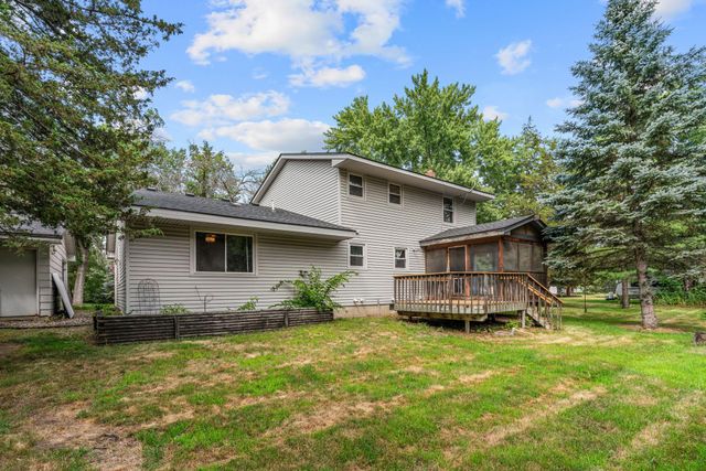 5352 Eagle Creek Boulevard, Shakopee, MN 55379