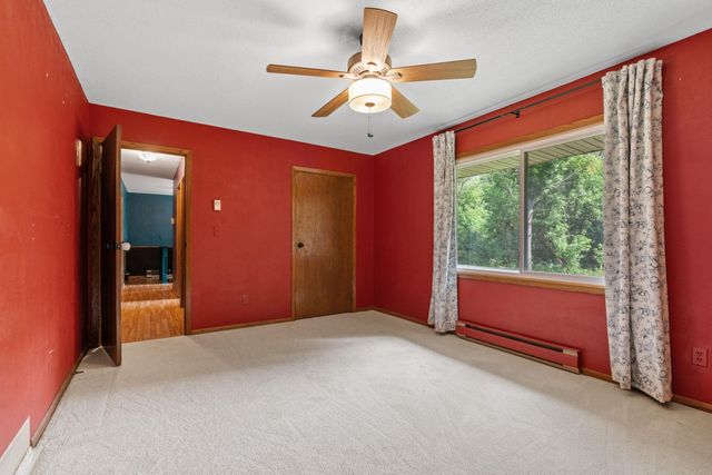 5352 Eagle Creek Boulevard, Shakopee, MN 55379