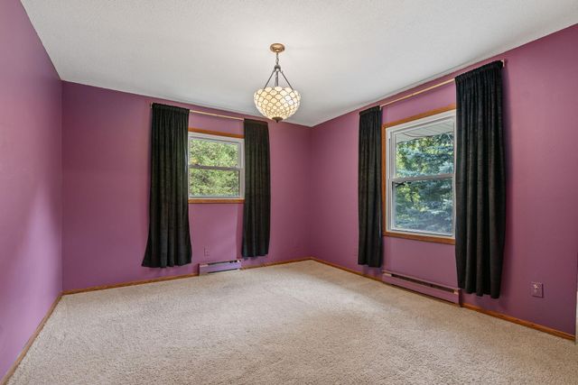 5352 Eagle Creek Boulevard, Shakopee, MN 55379