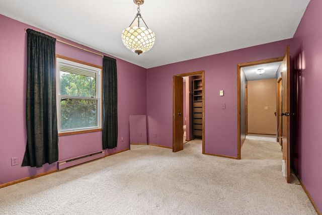 5352 Eagle Creek Boulevard, Shakopee, MN 55379