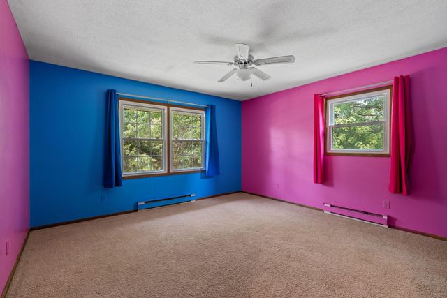 5352 Eagle Creek Boulevard, Shakopee, MN 55379