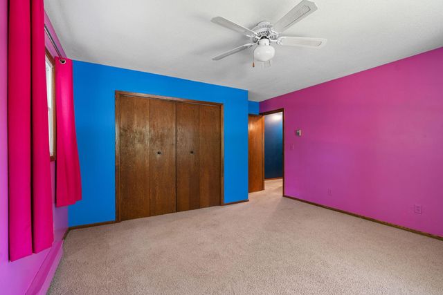 5352 Eagle Creek Boulevard, Shakopee, MN 55379