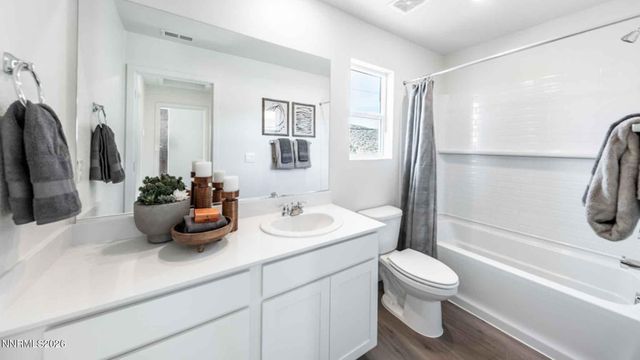 8305 Violet Oak Drive, Reno, NV 89506